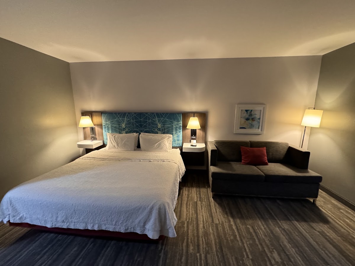 Hampton Inn & Suites Dallas East photo 2