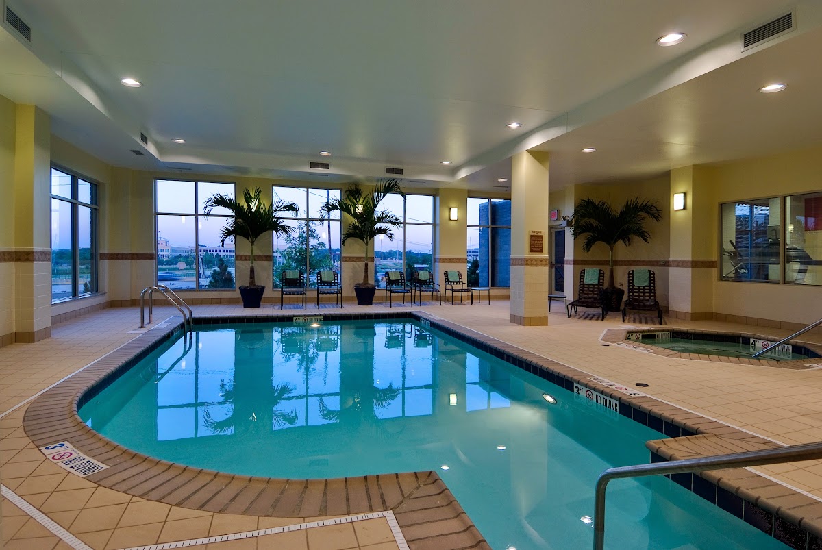 Hilton Garden Inn Lake Forest Mettawa photo 2