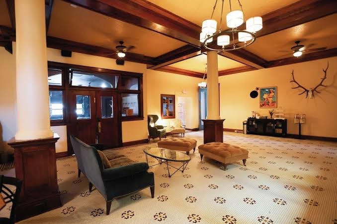 Hotel Labonte photo 2