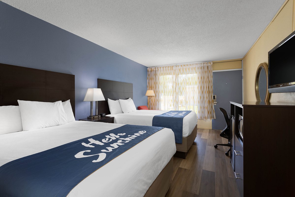 Holiday Inn Port of Miami-Downtown by IHG photo 2