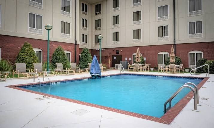 Holiday Inn Express & Suites Tuscaloosa-University, an IHG Hotel
