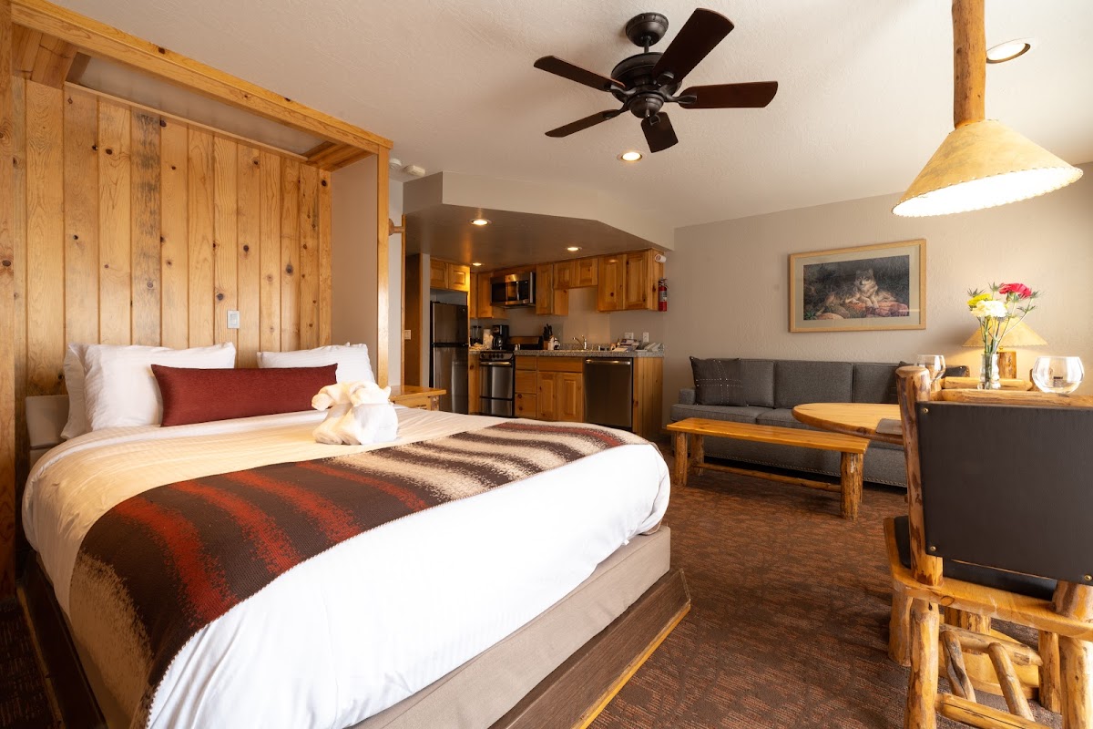 Red Wolf Lodge at Olympic Valley photo 2