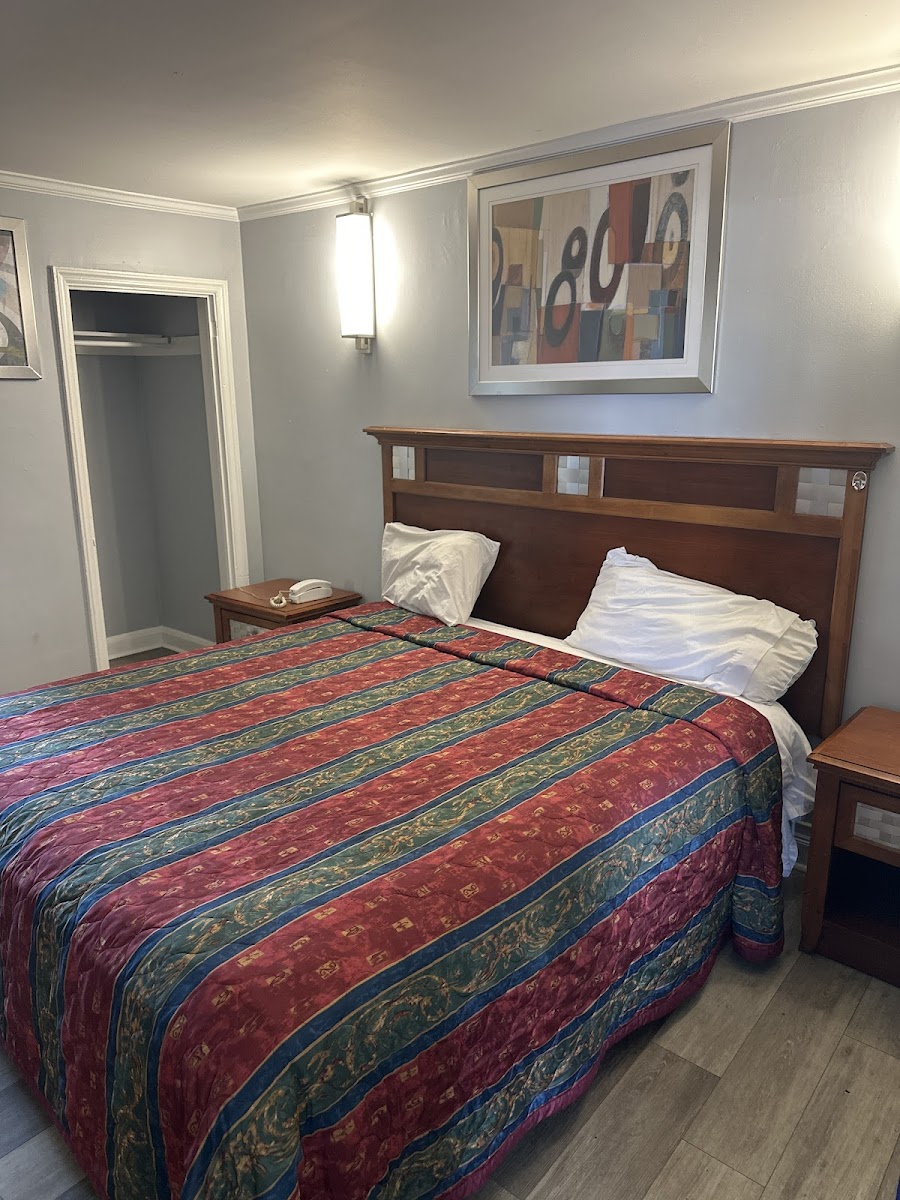 El Rich Motel photo 2