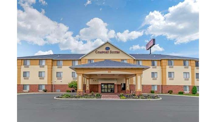 Comfort Suites Findlay I-75 near Sports Complex
