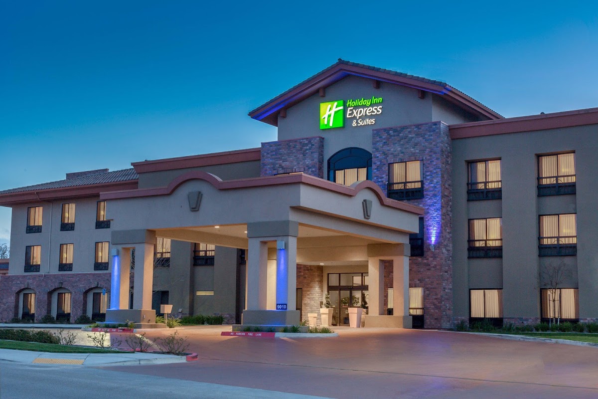 Holiday Inn Express & Suites Atascadero by IHG
