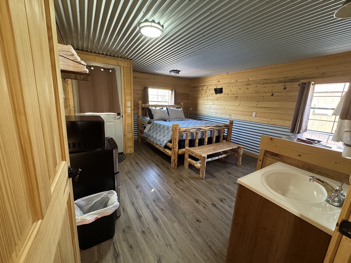 Glacier Acres Guest Ranch photo 3