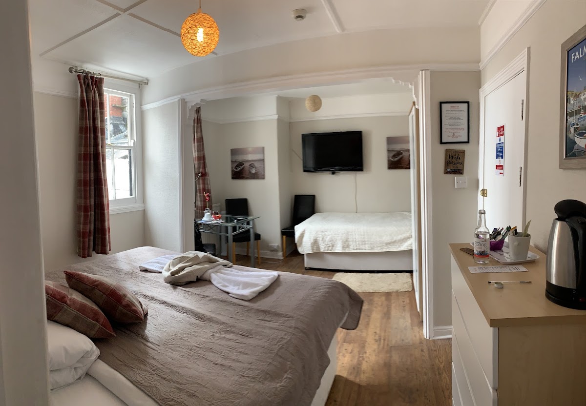The Dock Inn photo 2