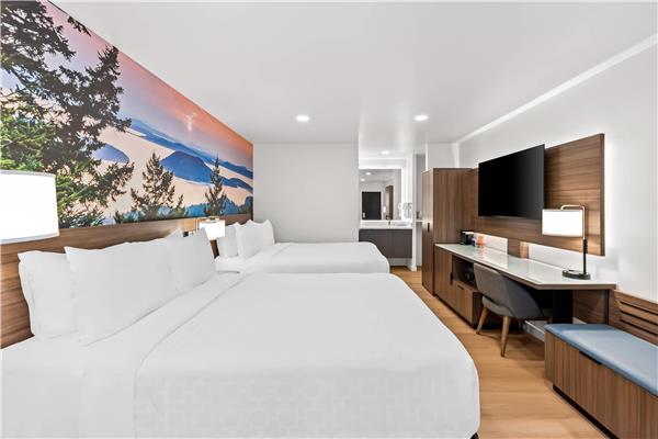 Clarion Pointe Mount Vernon - Burlington photo 2