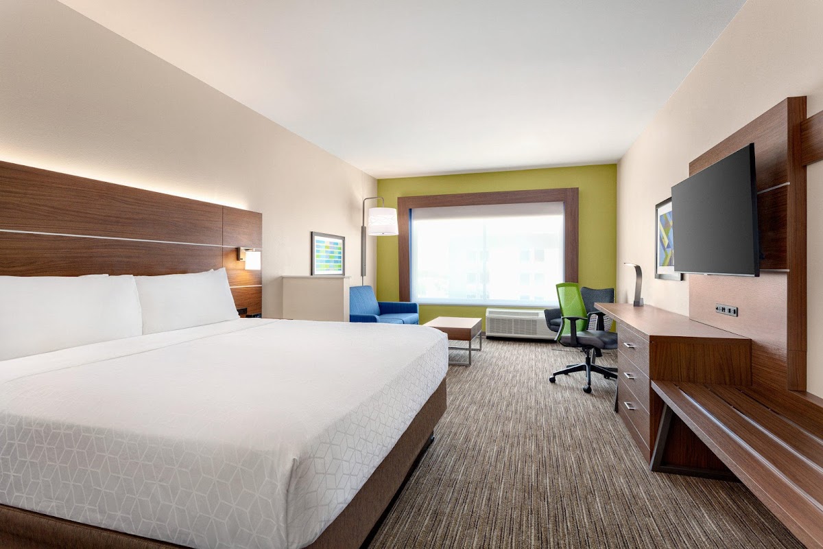 Holiday Inn Express & Suites Austin North - Pflugerville by IHG photo 2