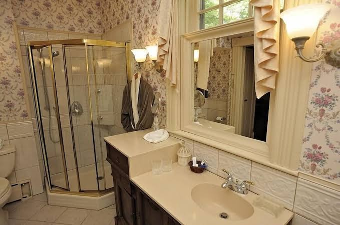 Elmwood Heritage Inn photo 3