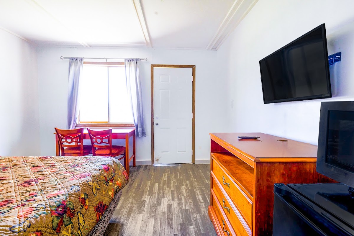 Country Hearth Inn & Suites By OYO Sturgis photo 2