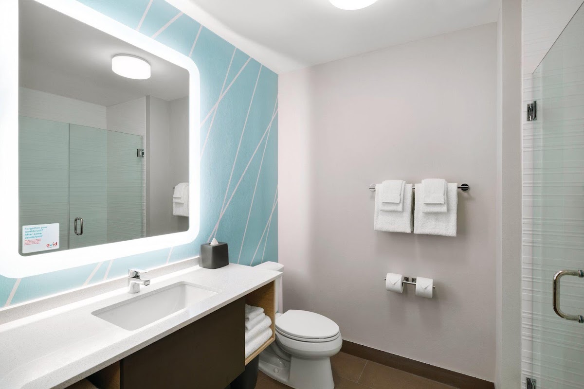 avid hotel Oklahoma City Airport by IHG photo 3