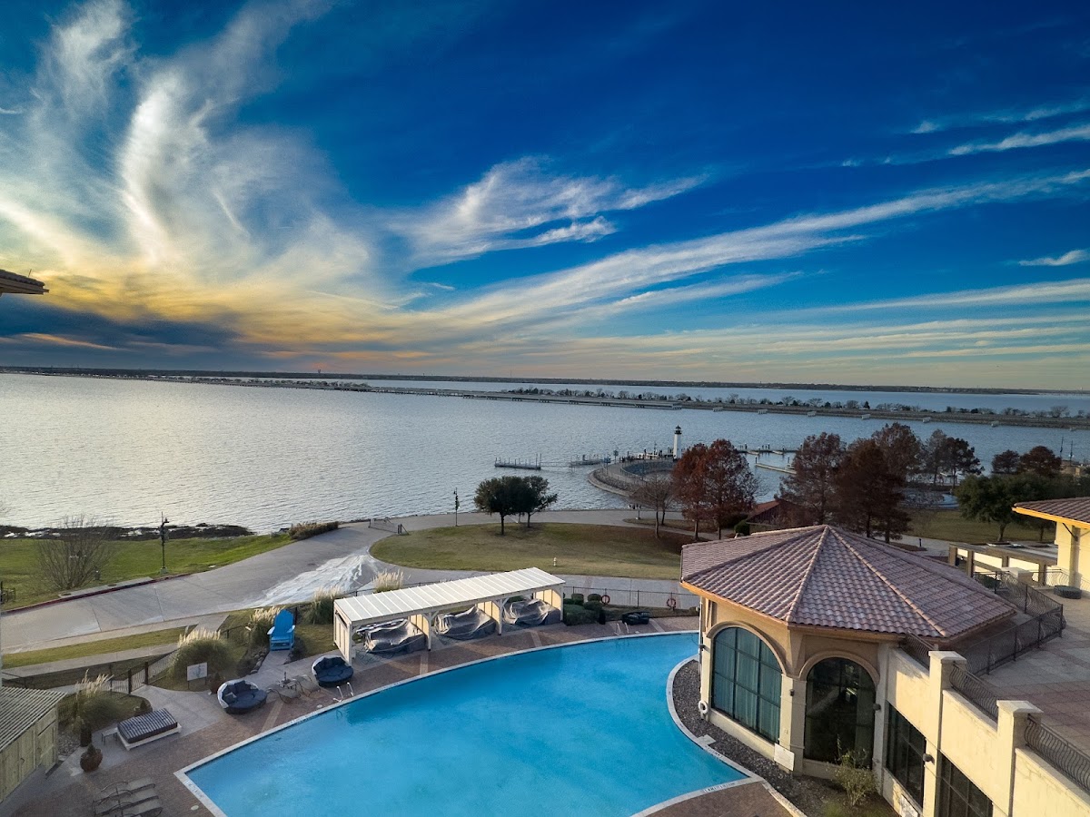 Hilton Dallas/Rockwall Lakefront photo 3
