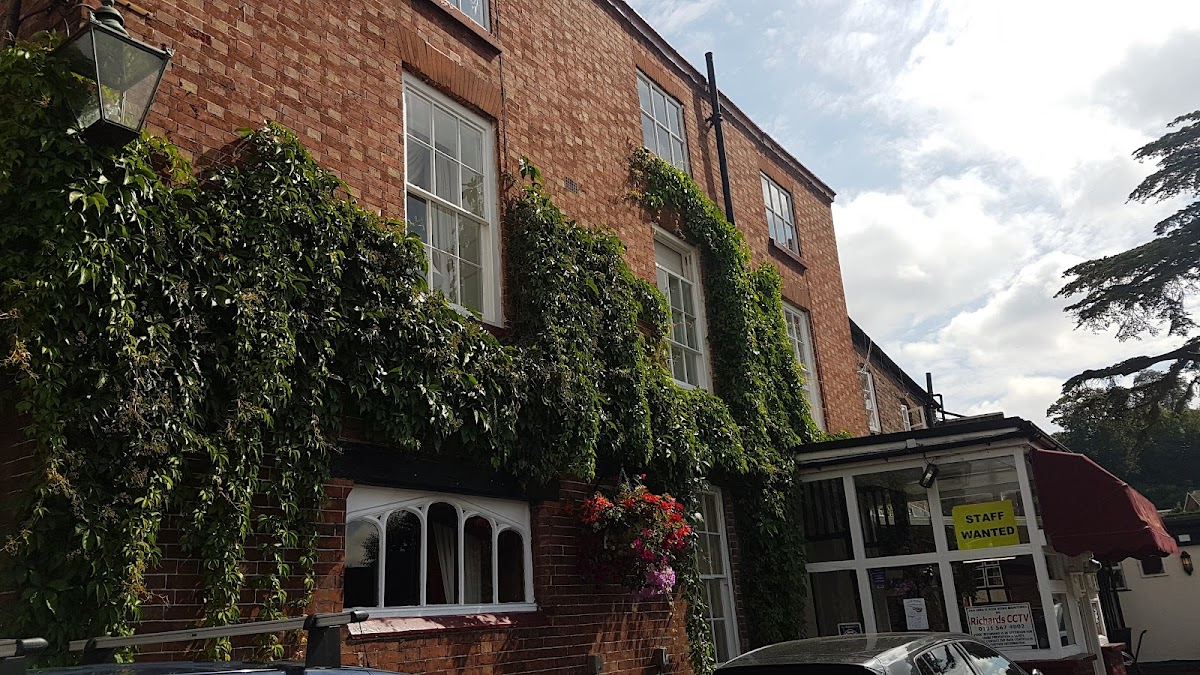 Parlors Hall Hotel