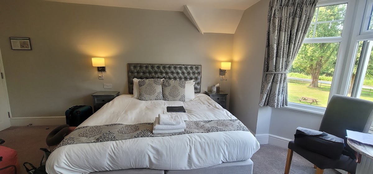 The Maple Manor Hotel photo 2