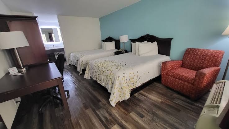 Greeneville Inn And Suites photo 2