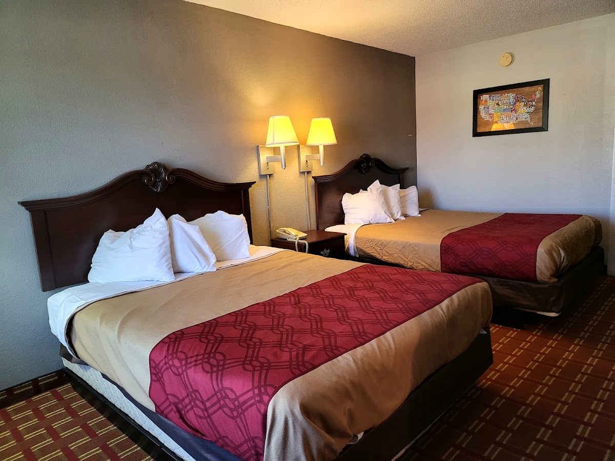Greeneville Inn And Suites photo 3