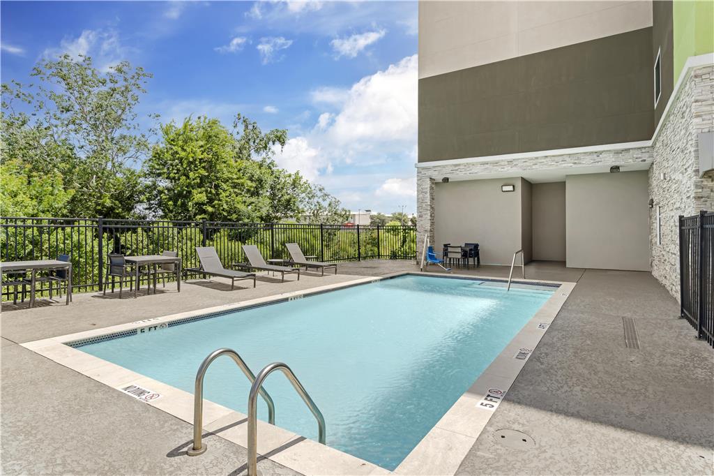 Best Western Plus Mid County photo 3
