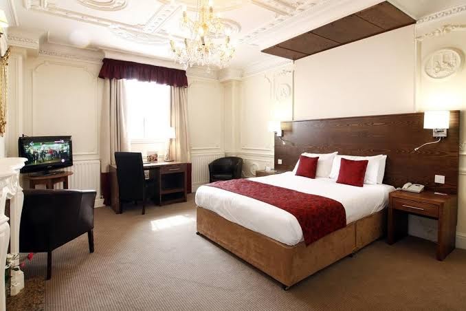 Wolverhampton Goldthorn Hotel photo 2