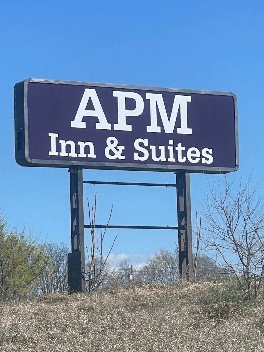 APM Inn & Suites photo 2