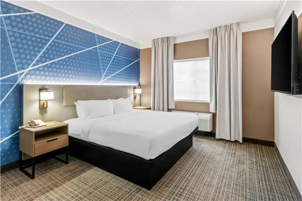 Comfort Suites Clackamas photo 2