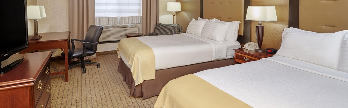 Holiday Inn & Suites Chicago-Carol Stream (Wheaton) by IHG photo 2