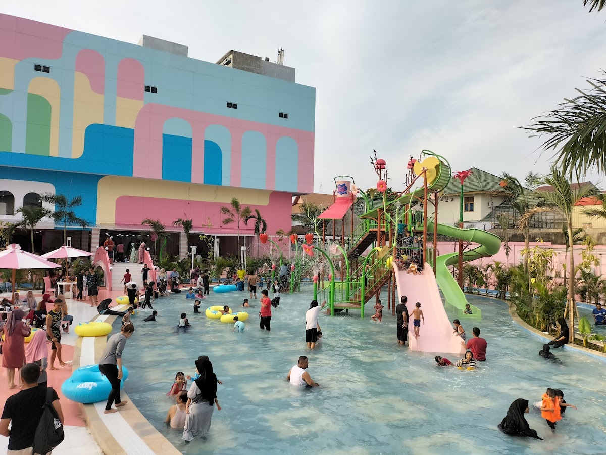 Tropikana Waterpark Pekanbaru