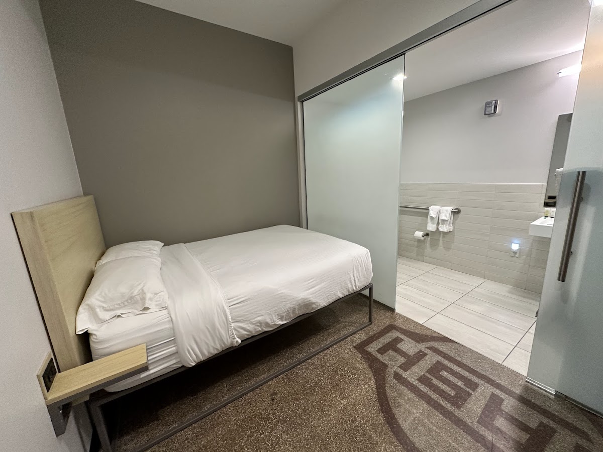 SOVA Micro-Room & Social Hotel photo 2