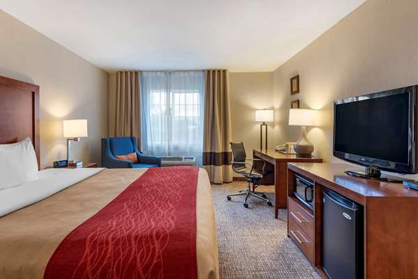 Comfort Inn & Suites Klamath Falls photo 2