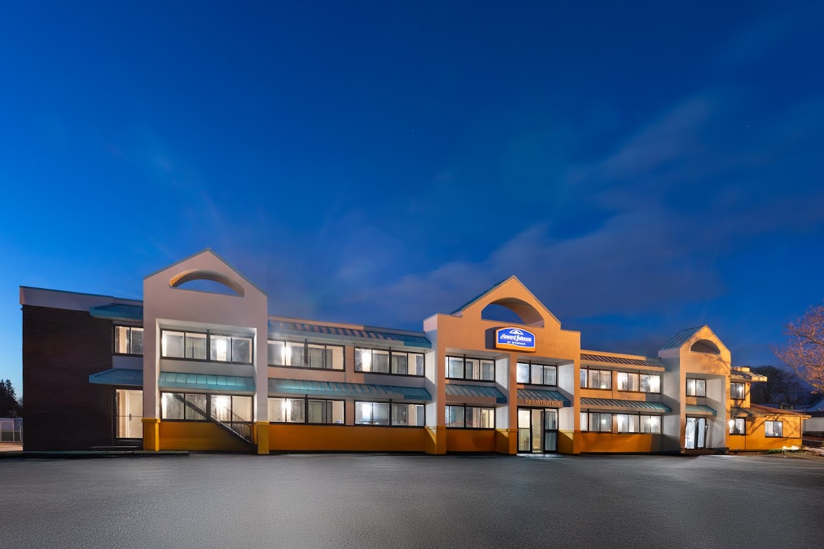 HOWARD JOHNSON INN MALDEN