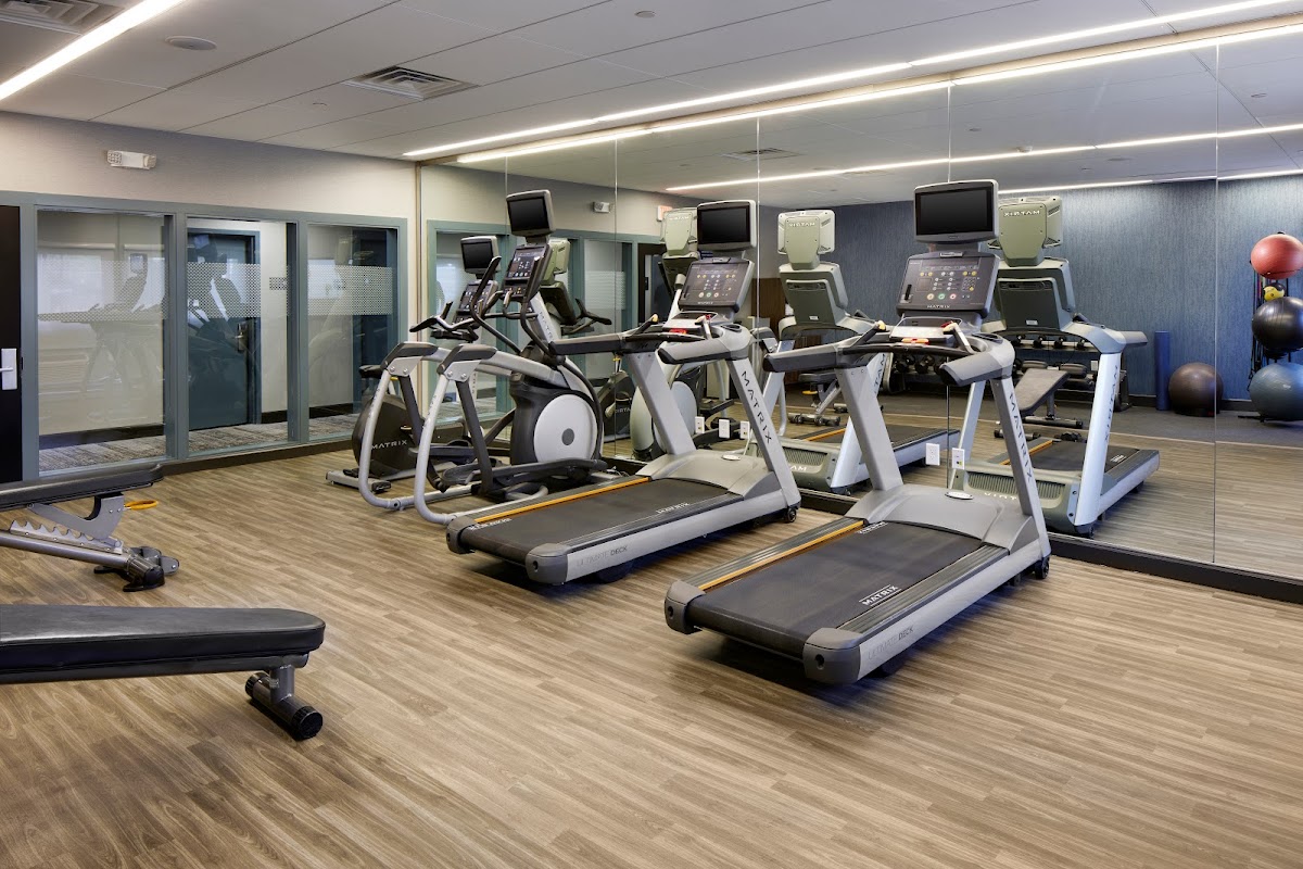 Hampton Inn Newark Airport photo 3