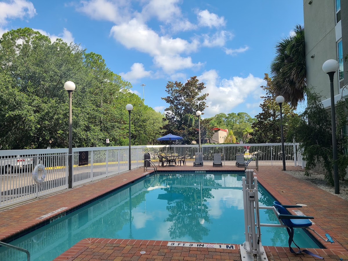 Hampton Inn & Suites Palm Coast photo 3