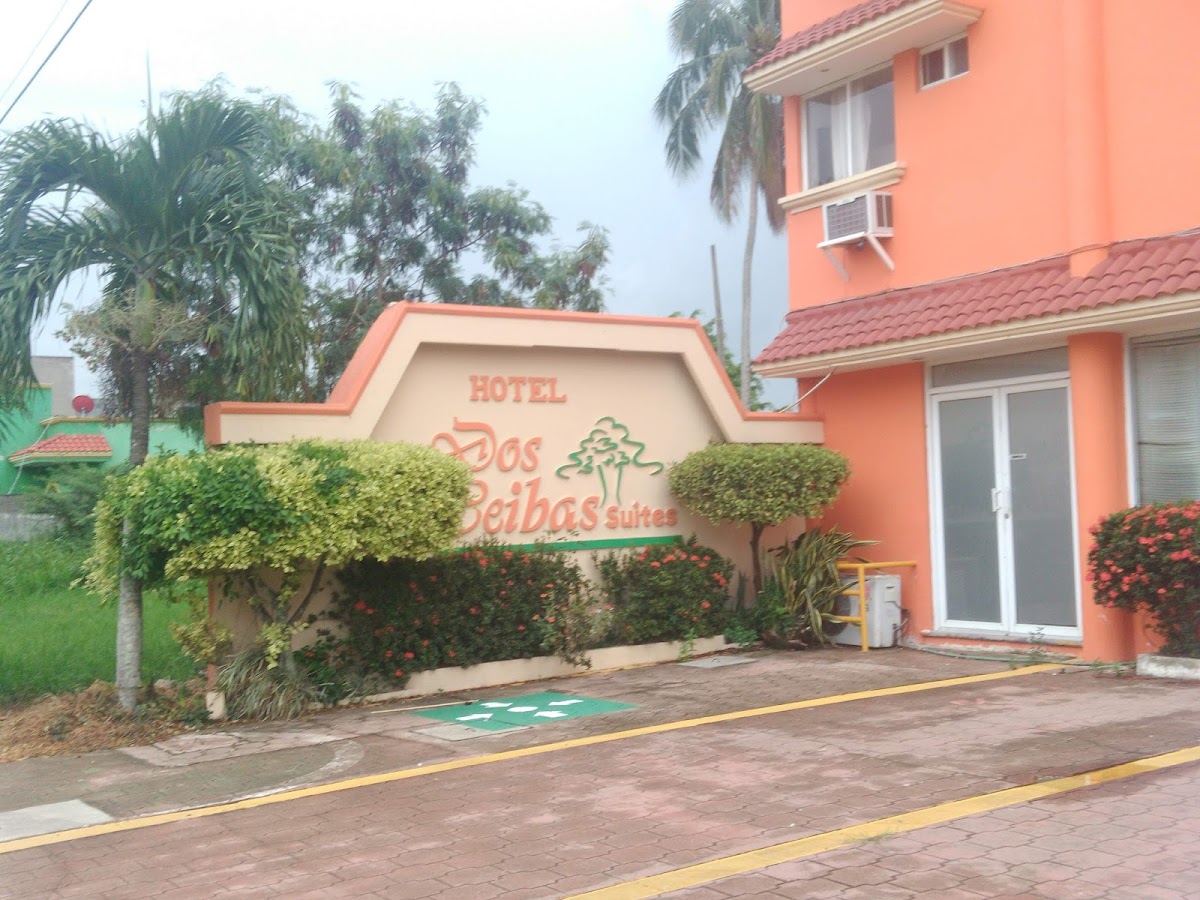 Hotel Dos Ceibas Suites photo 2