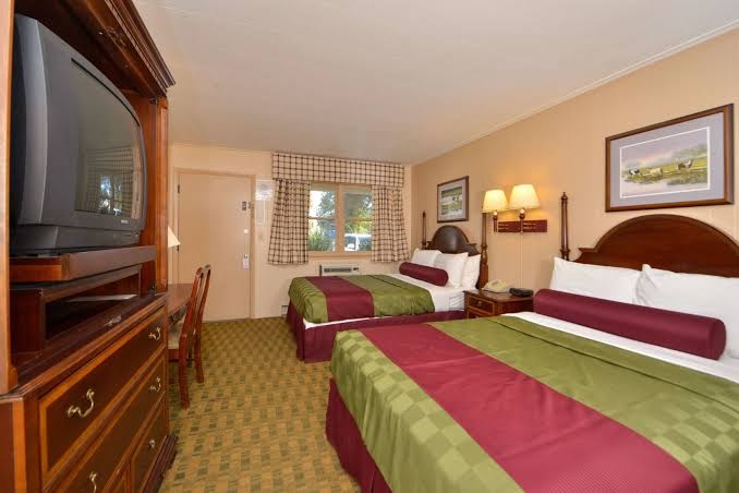 Room 9
