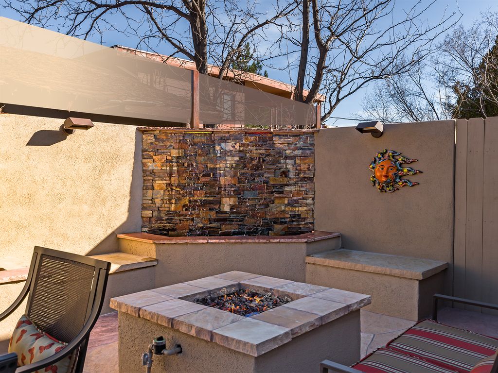 Sedona Uptown Suites photo 3