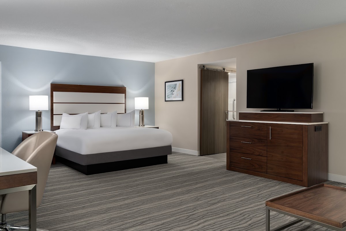 DoubleTree by Hilton Hotel Norfolk Airport photo 3