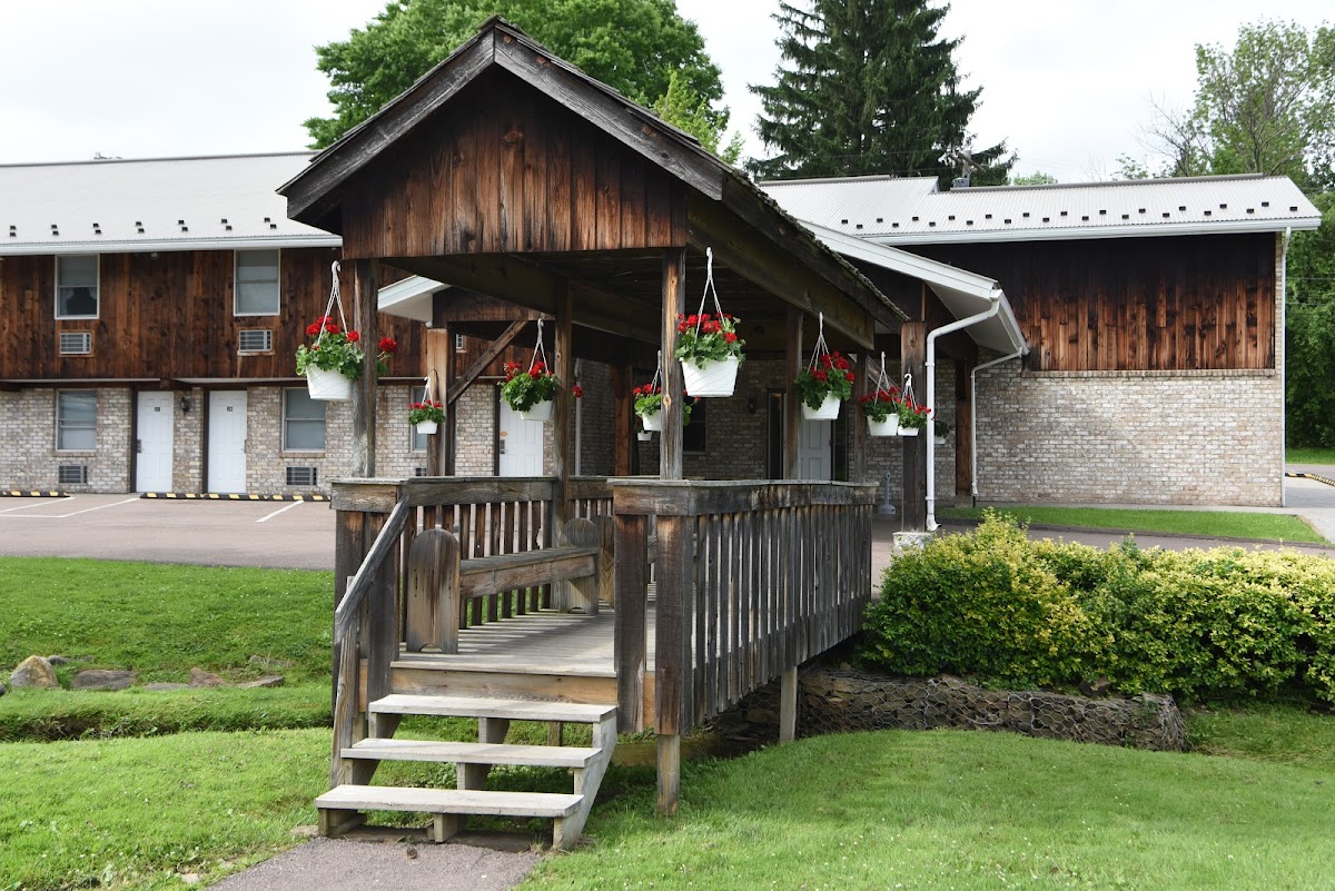 The Casselman Motel