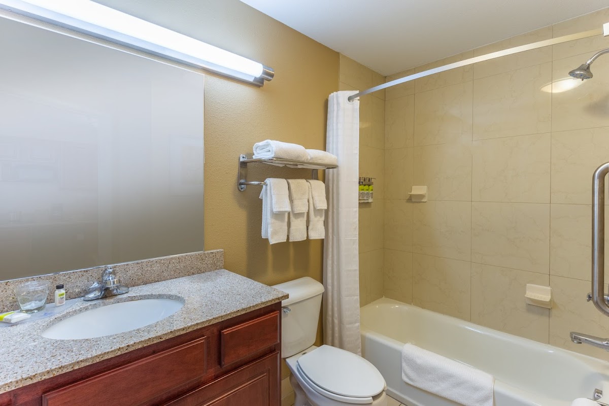 Candlewood Suites South Bend Airport by IHG photo 3