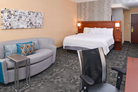 Courtyard by Marriott Pittsburgh Monroeville photo 2