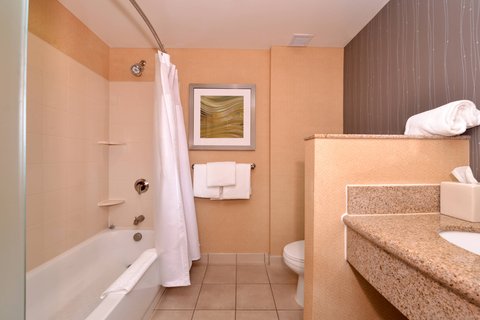 Courtyard by Marriott Pittsburgh Monroeville photo 3