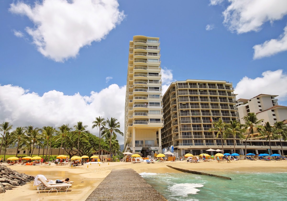 Castle Waikiki Shore