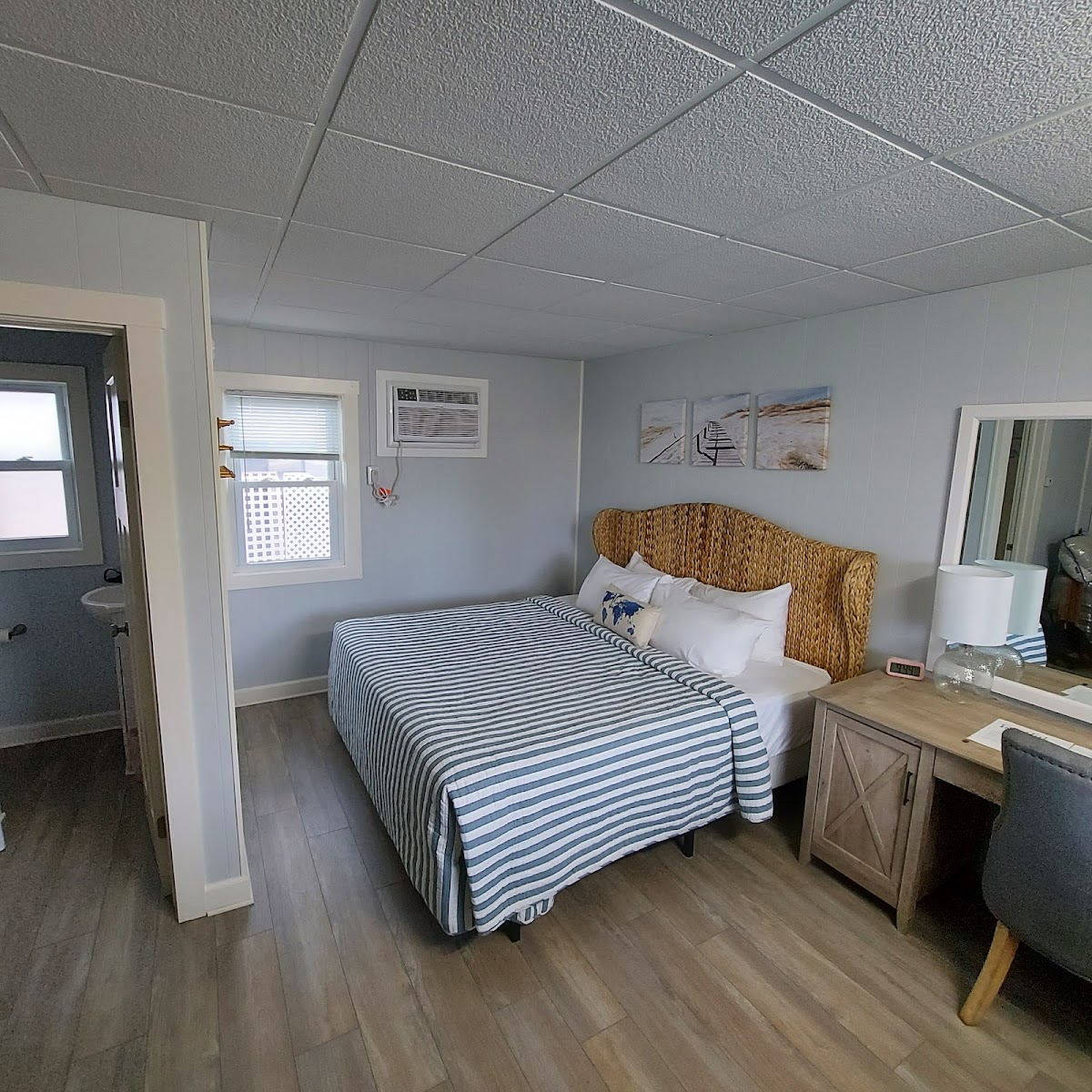 Crystal Lake Resort photo 2