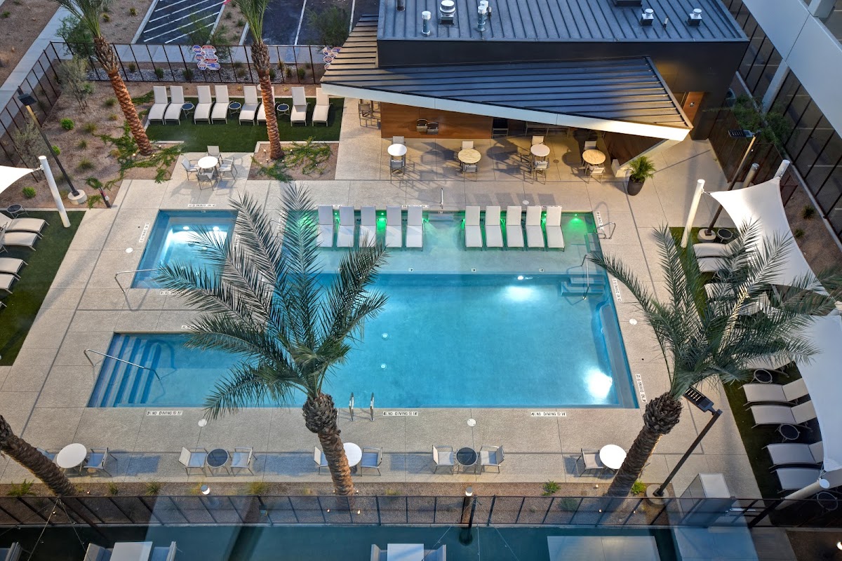 Hampton Inn & Suites Las Vegas Convention Center photo 3