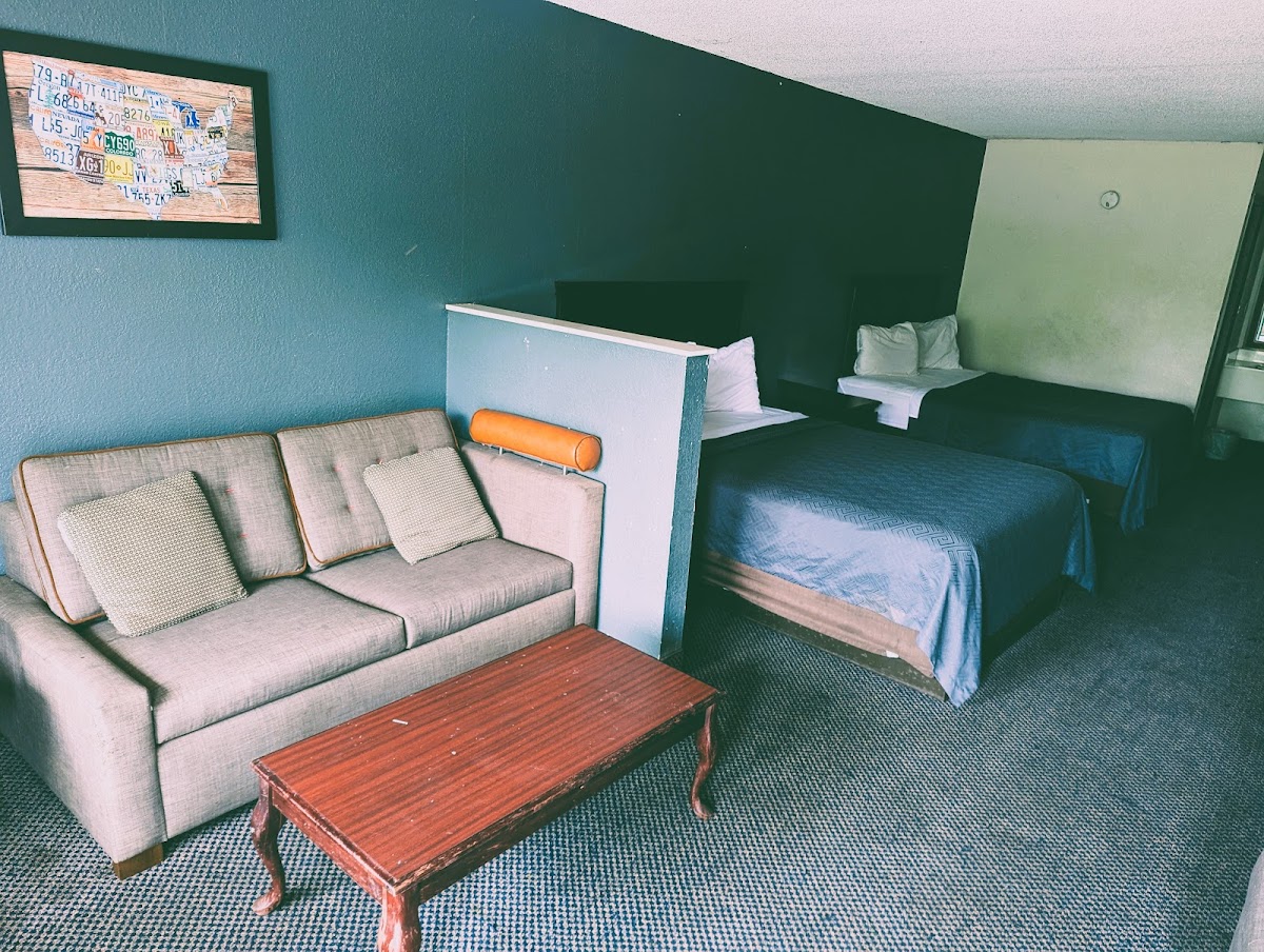 Eco Lodge Inn & Suites By KC Hotels/ Bentonville Rogers photo 3
