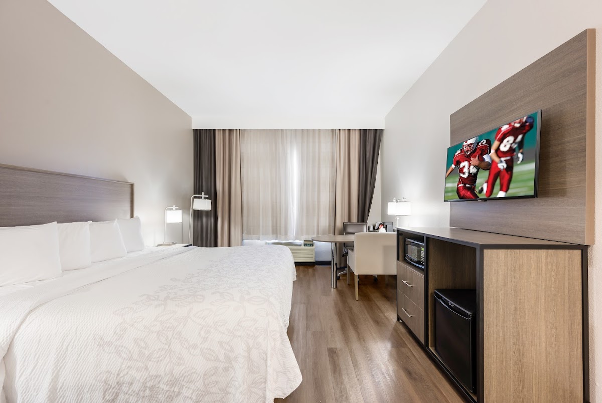 Red Roof PLUS+ & Suites Birmingham – Bessemer photo 2