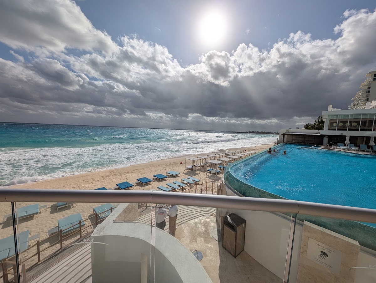 Sun Palace Cancun photo 3