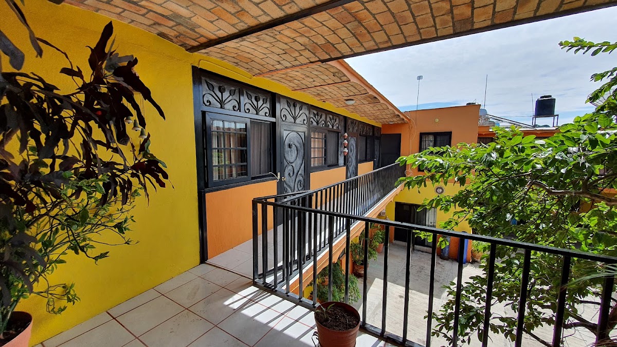Hotel Gomez