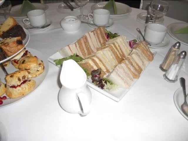 Howfield Manor photo 3