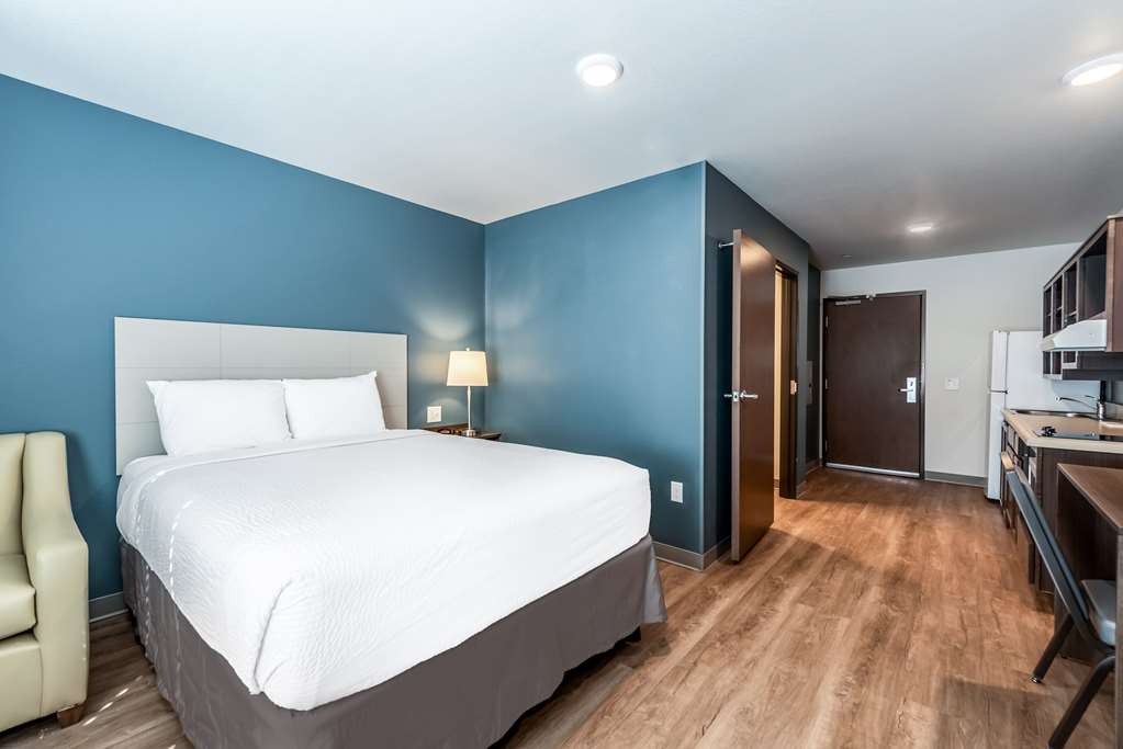 Extended Stay America Suites- Minneapolis - Fridley photo 2
