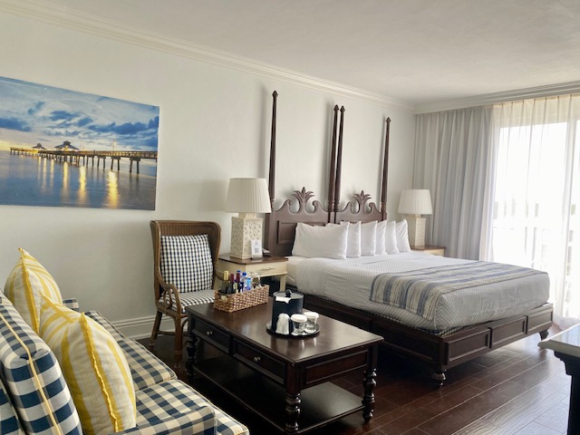 Inn at Pelican Bay photo 2